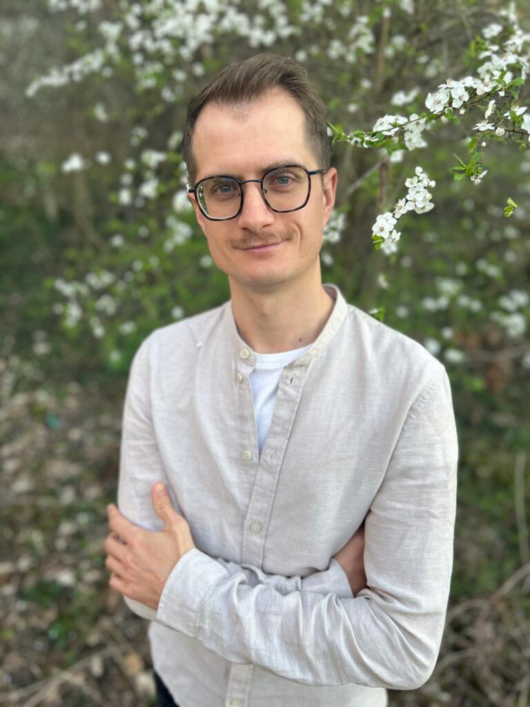 Refleksolog Mateusz Sobielarski